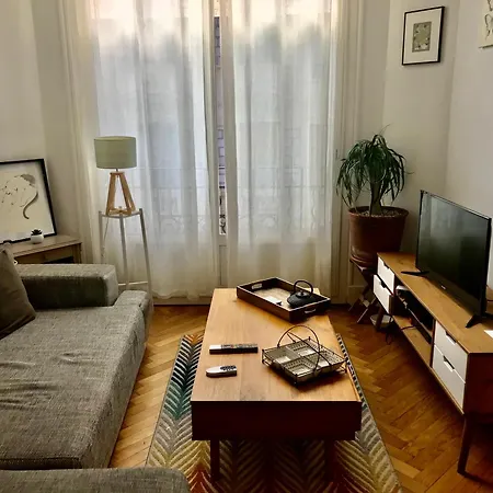 Beau 3 Pieces Liberation Apartment