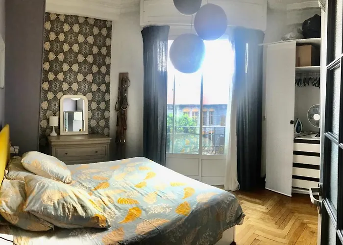 Beau 3 Pieces Liberation Apartment Nizza